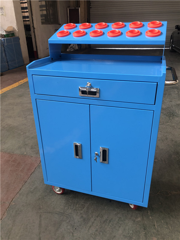 加工中心工具车