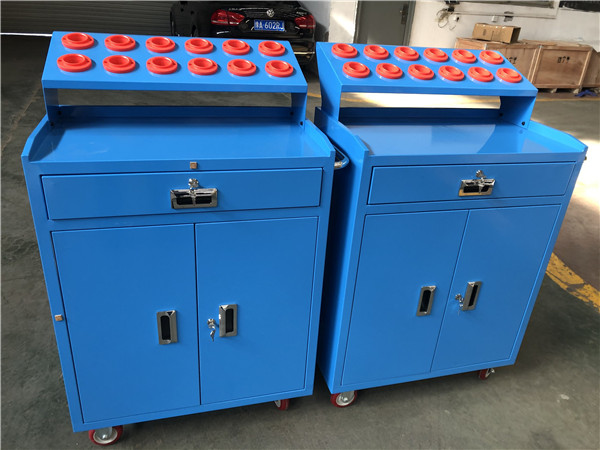 加工中心工具车